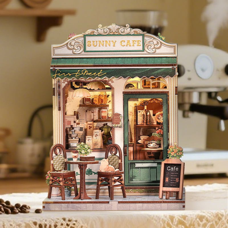 CUTEBEE Sunny Cafe